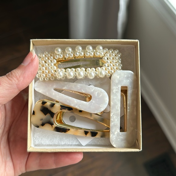 Selection of fun clips - Picture 1 of 1